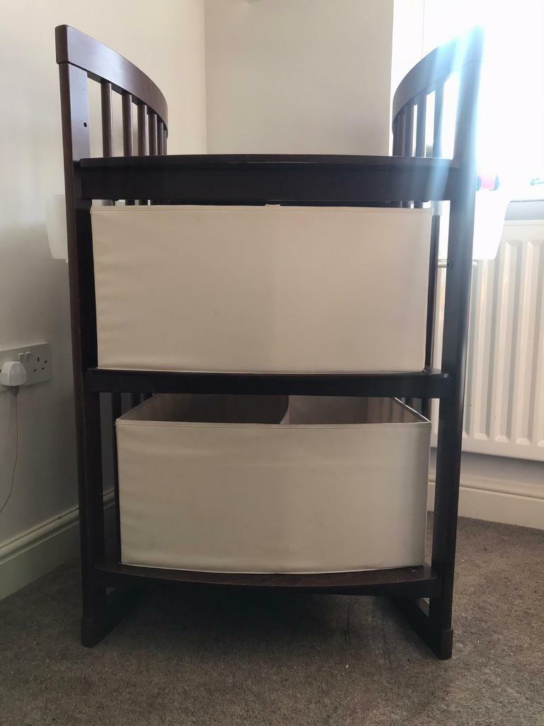 stokke changing table walnut